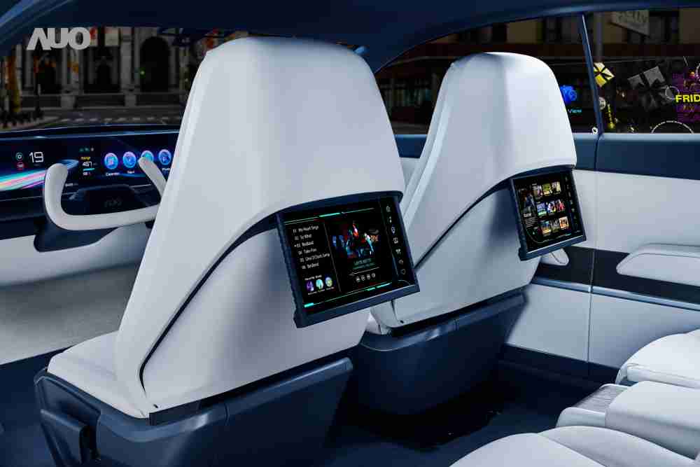 人生就是博将于CES 展示全新Smart Cockpit 2024，，，可紧密串连使用者多元需求，，，并革新座舱内部的应用和设计，，，带来身历其境且引人入胜的视觉飨宴，，，满足驾乘人员的全方位体验